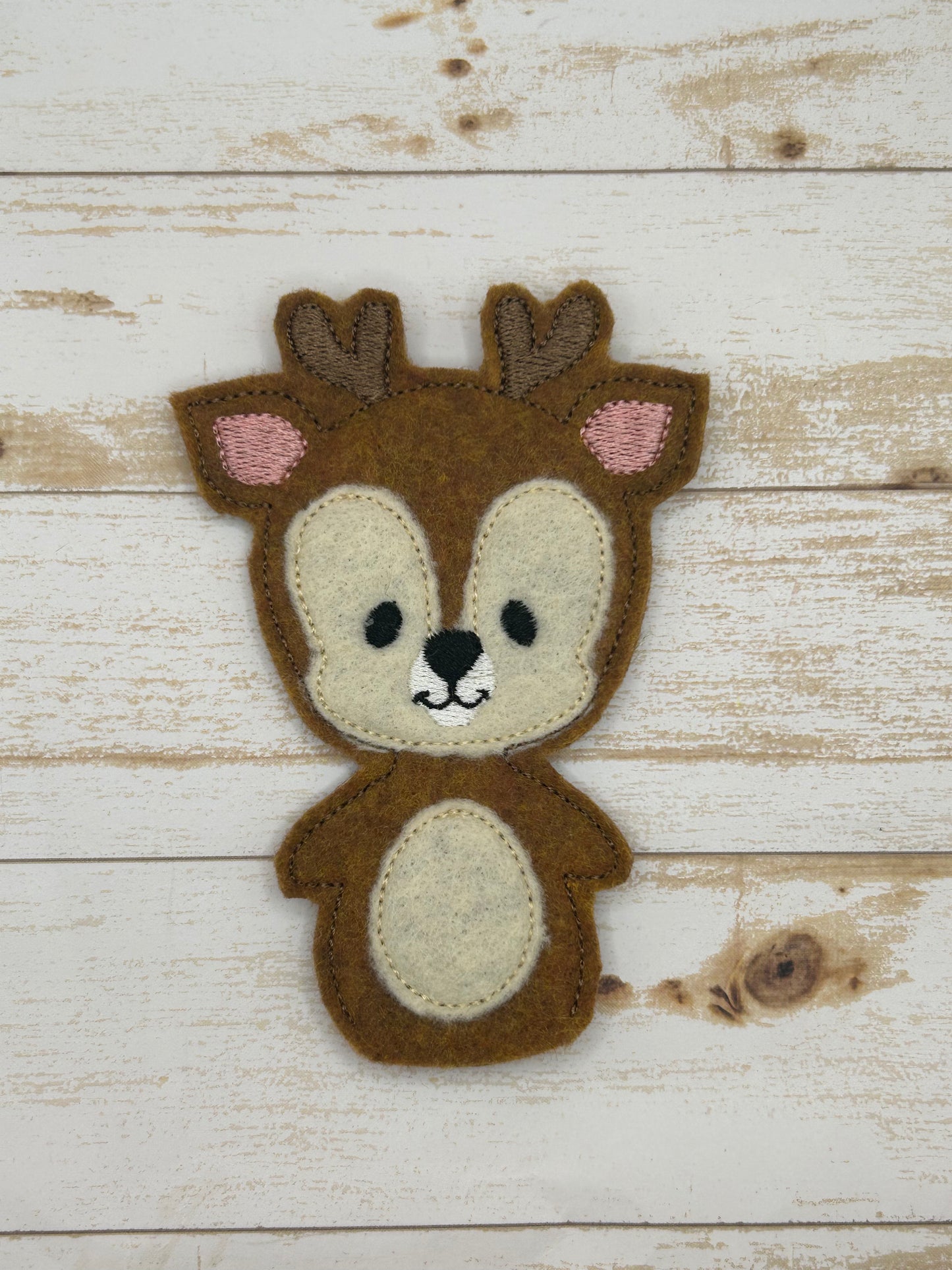 Deer Finger Puppet, Pretend Play, Woodland Animal Finger Puppet, Felt Puppet, Gift for Children, Animals, Imaginative Play, Children Gift, Holiday Gift, Holiday Gift, Easter Basket, Stocking Stuffer, Classroom, Handmade, Nursery Rhymes, Educational